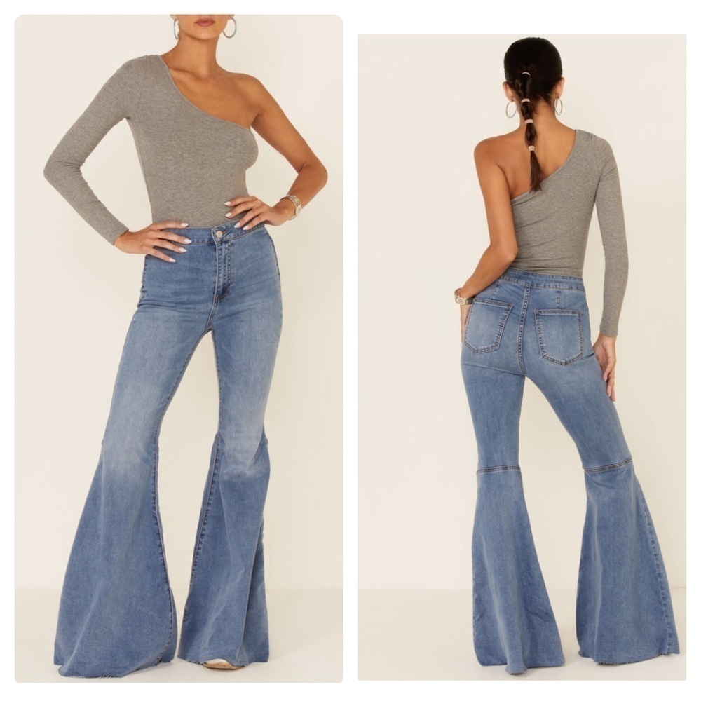 We The Free Love Letters Float On Flare Jeans Size 28